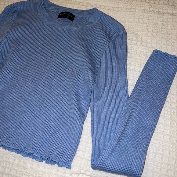 White Fox Cropped Long Sleeve Small - Picture 1 of 5